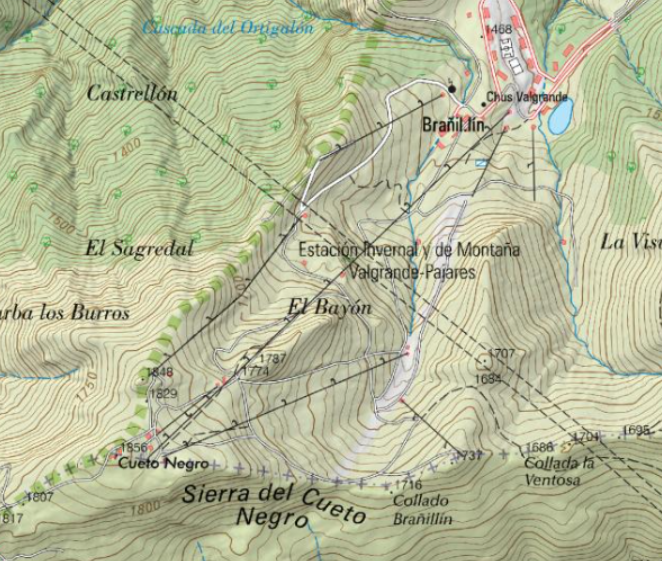 Ruta con raquetas de nieve en el Cueto Negro, estación de Valgrande-Pajares, Asturias